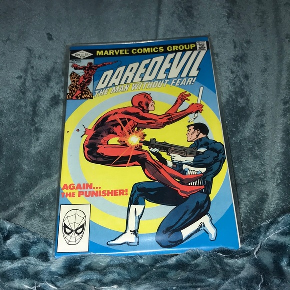 1982 marvel comics group Daredevil 183 💕